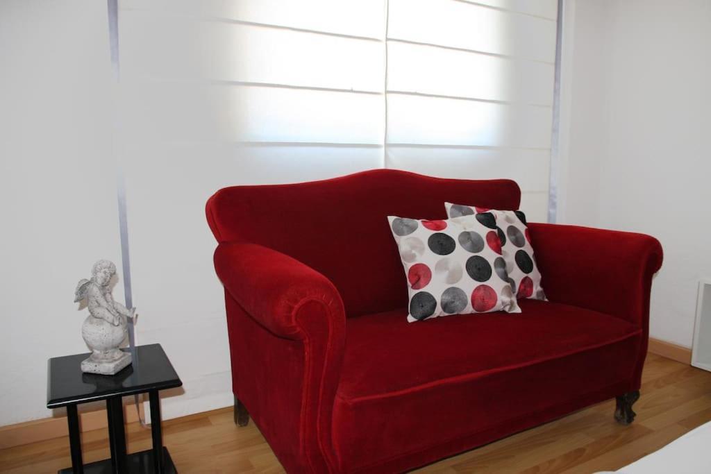 Luminoso. Comodo. Acogedor. Wifi. Junto A Ave Valencia Exterior foto