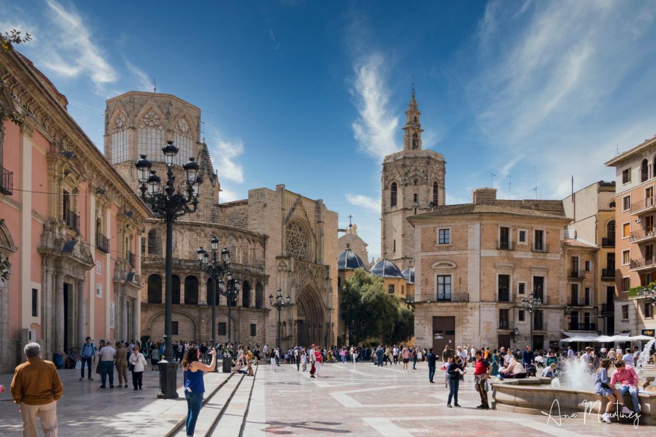Luminoso. Comodo. Acogedor. Wifi. Junto A Ave Valencia Exterior foto