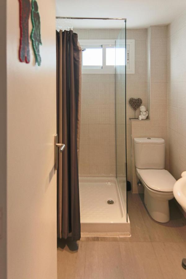 Luminoso. Comodo. Acogedor. Wifi. Junto A Ave Valencia Exterior foto