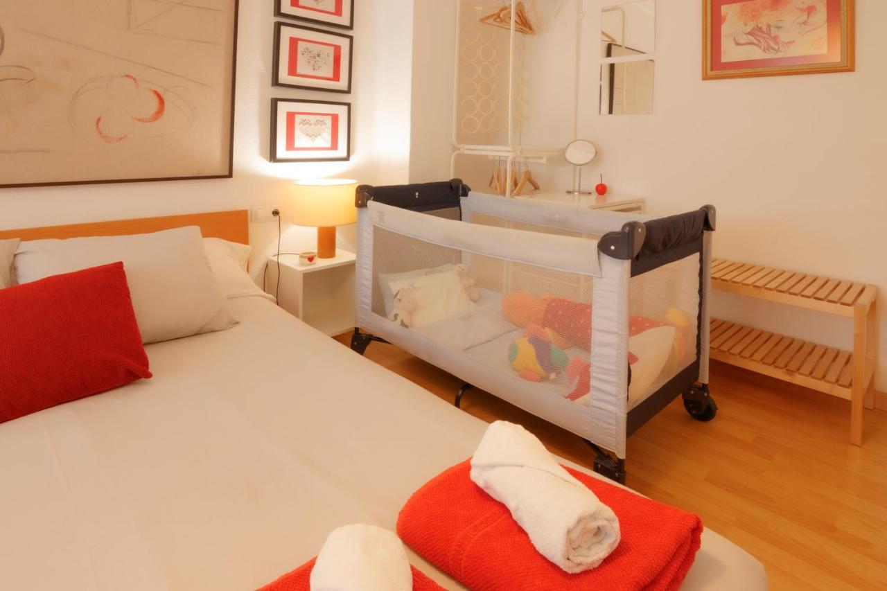 Luminoso. Comodo. Acogedor. Wifi. Junto A Ave Valencia Exterior foto